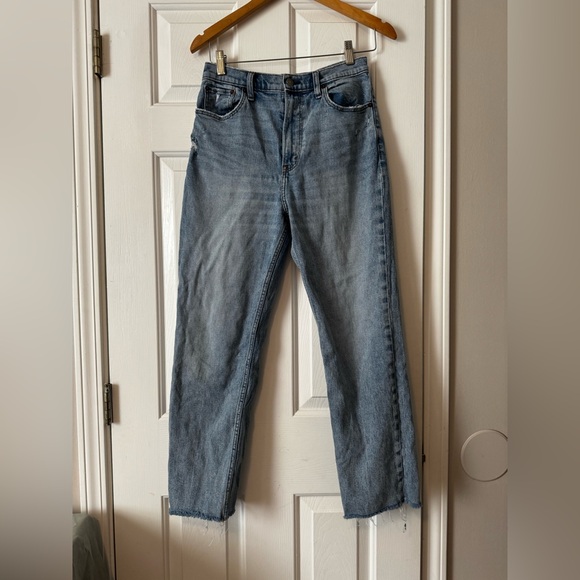 Abercrombie & Fitch High Rise Straight Ankle Jeans Women's Size 29 (8R) - Picture 1 of 5